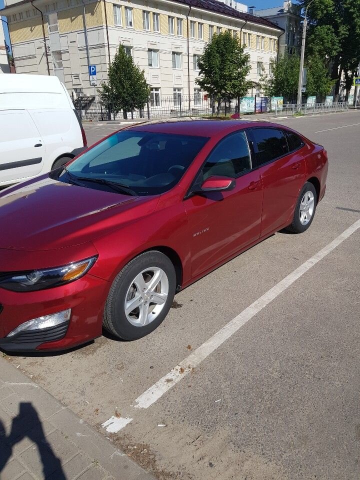 Chevrolet Malibu: фото владельца