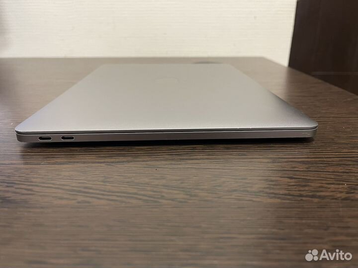 MacBook Pro 13 2017 i5/8/256. Кредит. Гарантия