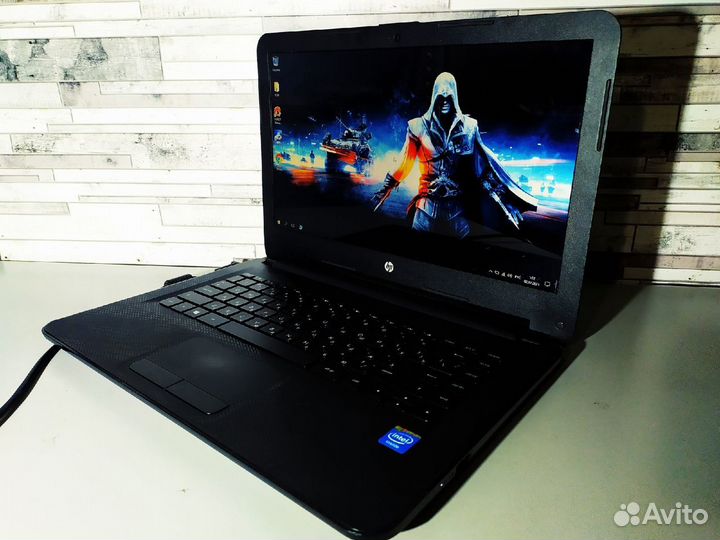 HP 14-ac000ur - Celeron 3 поколения \ 2 Озу \ SSD