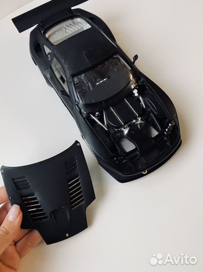 Резерв Модель Ferrari 575 GTC 2005 1/18 Kyosho