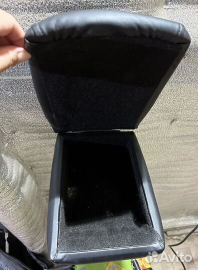 Подлокотник ford focus 2