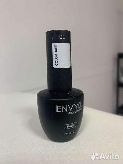 Материалы для маникюра