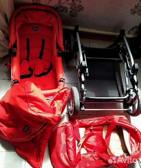 Прогулочная коляска