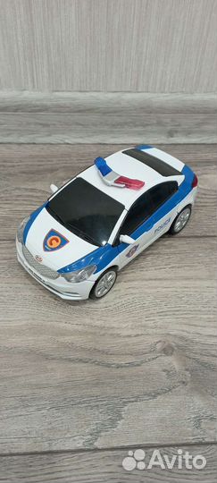 Тобот С робот полицейская машина