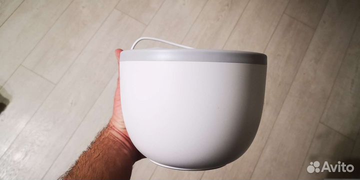 Автоматическая полка для кошек и мелких собак