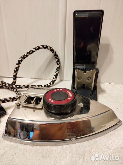 Утюг электрический 