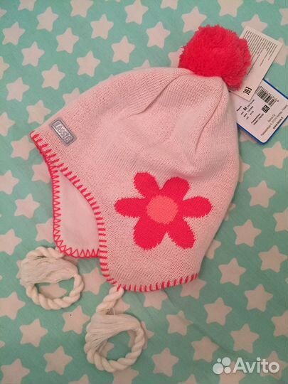 Шапка reima новые и в идеале 48-54 мал и дев