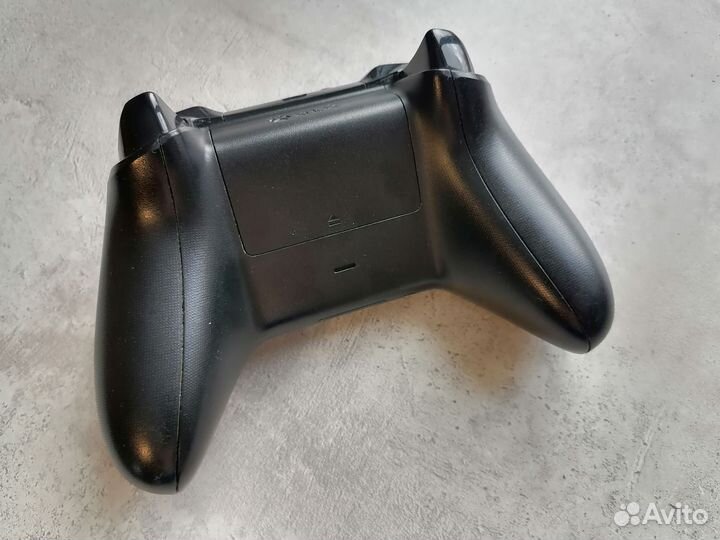 Джойстик на Xbox One /Series /пк