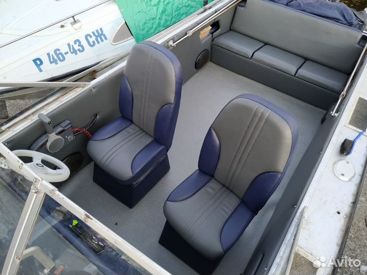 Сиденье на катер, лодку