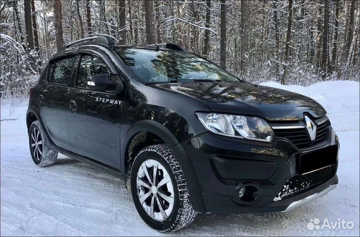 Поворотный кулак левый Рено сандеро степвей 2016 г