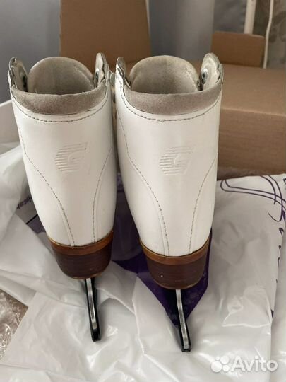 Коньки фигурные Graf etude