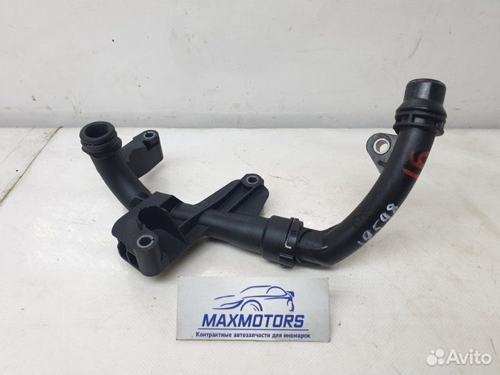 Патрубок системы охлаждения Mercedes-Benz E C207