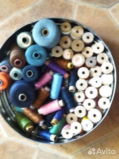 Нитки СССР набор 61шт