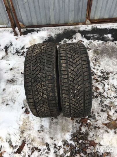Goodyear UltraGrip Ice 235/50 R18