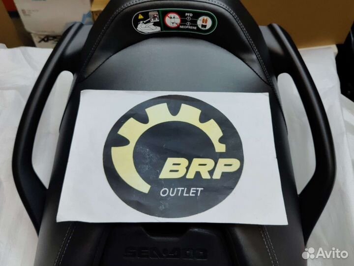 Сидение пассажира Sea-Doo RXP 295100923