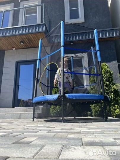 Детский батут с сеткой