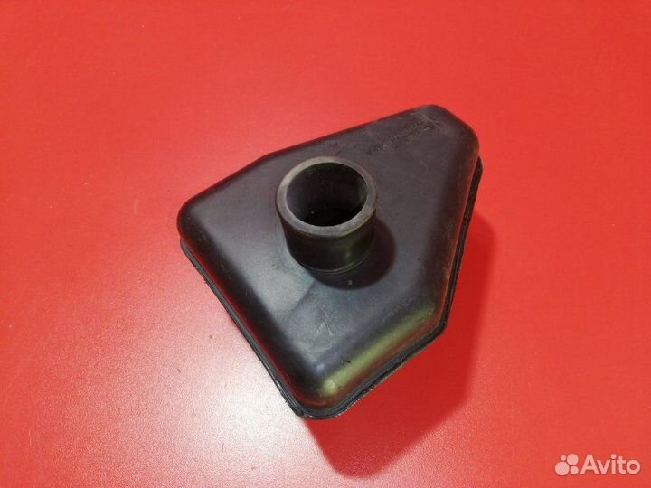 Резонатор воздушного фильтра Toyota Hilux Surf