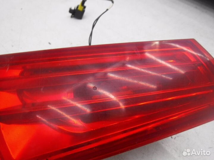 Фонарь задний левый внутренний Citroen C4 2011
