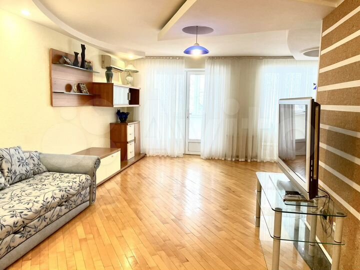 3-к. квартира, 96 м², 3/6 эт.