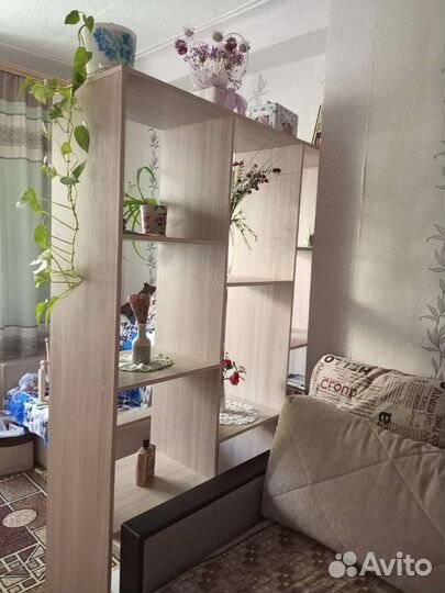 Напольная полка