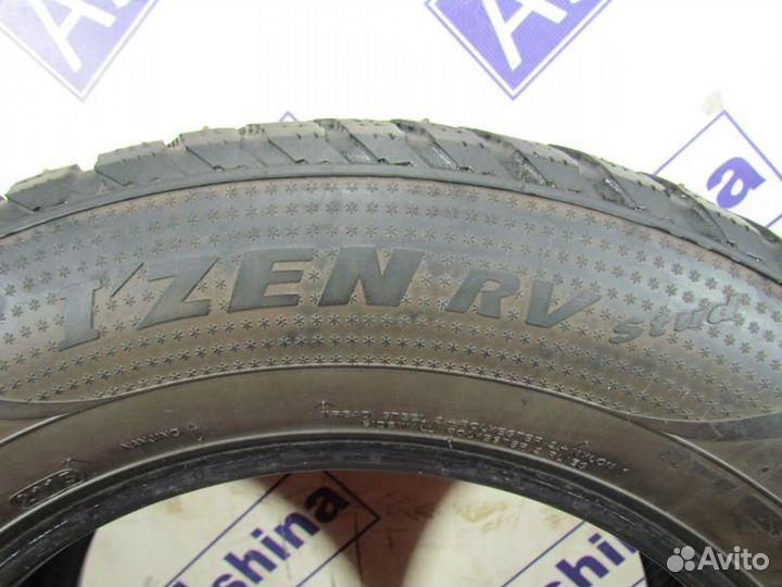 Kumho I'Zen RV Stud KC16 215/65 R16 117D