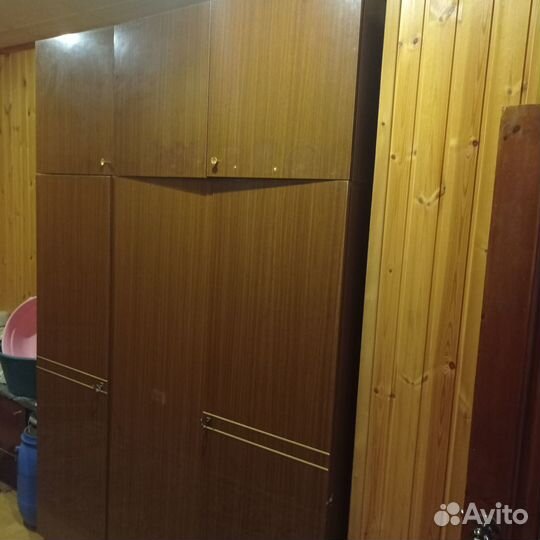 Шкаф трехстворчатый бу