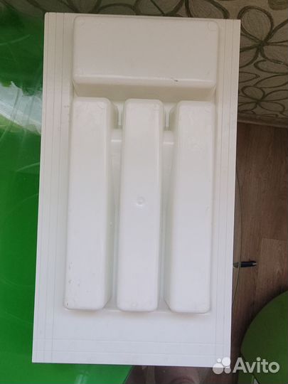 Лоток для столовых приборов