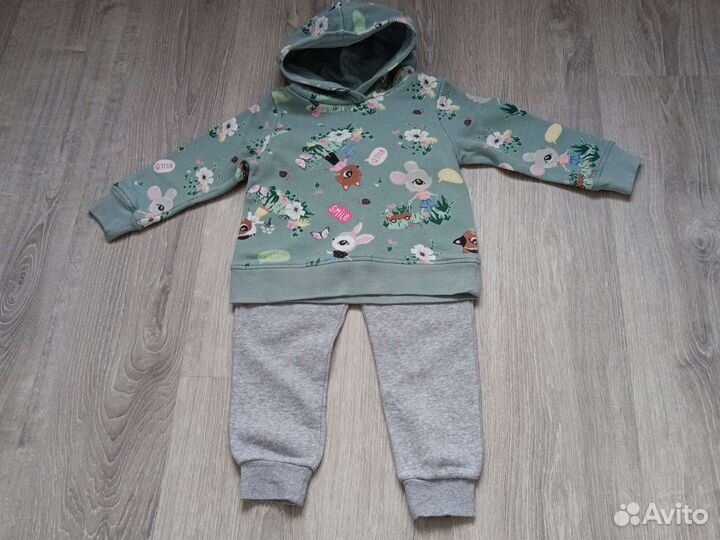 Спортивный костюм