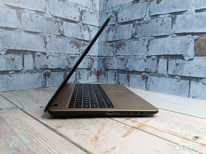 Мощный ноутбук asus intel/4ядра/SSD240/4Gb/HD