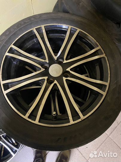 Продаются диски