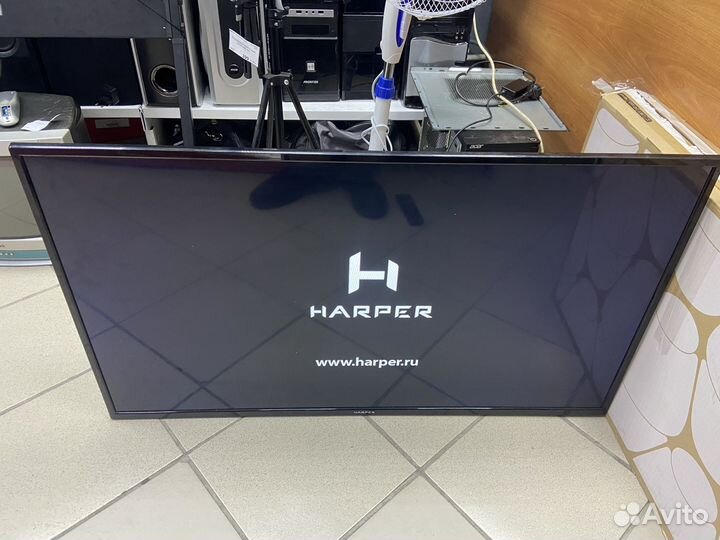 Телевизор harper 43 SMART TV