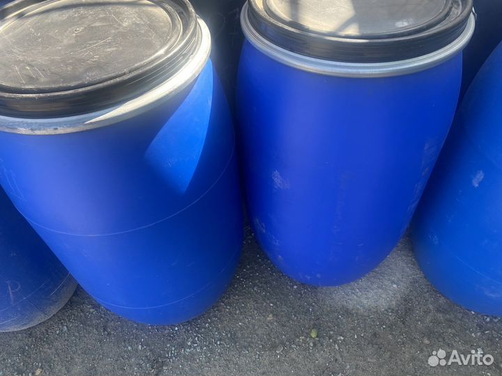 Бочка пластиковая 230л толстостенная импортная