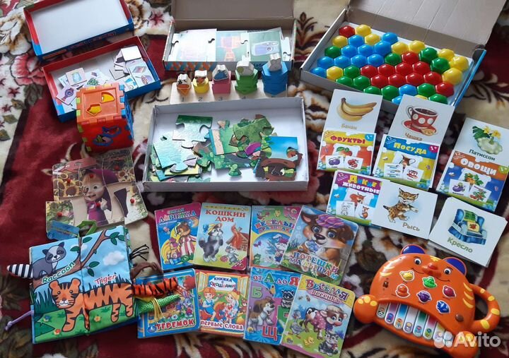 Развивающие игрушки пакетом