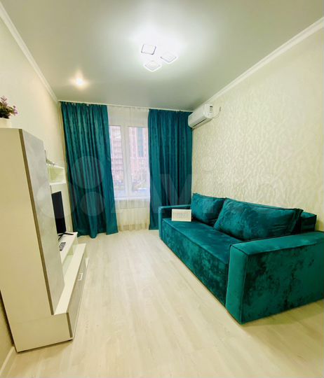 2-к. квартира, 45 м², 1/20 эт.