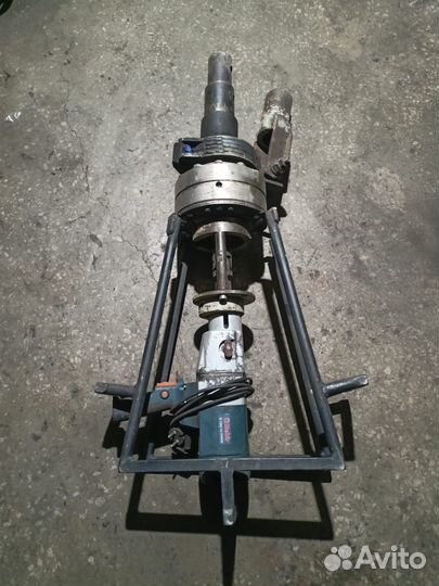 Элекроманшина для закручивание свай