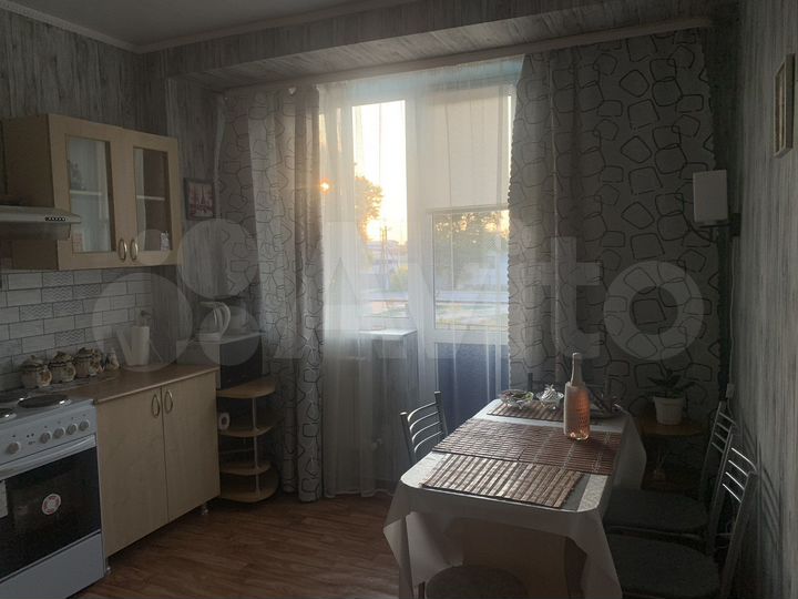 2-к. квартира, 56 м², 2/3 эт.