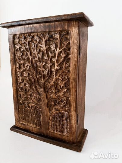 Ключница из дерева манго