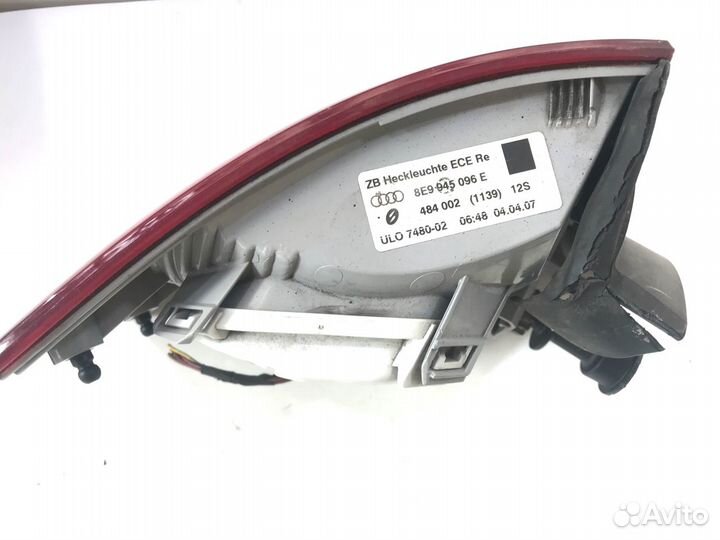 Фонарь задний правый Audi A4 B7 Avant