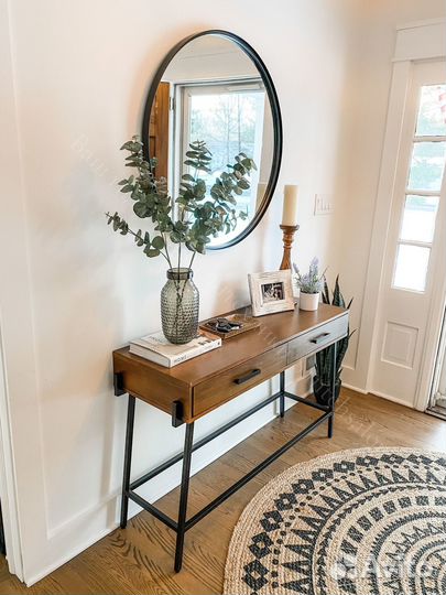 Круглое зеркало в черной раме Soleil