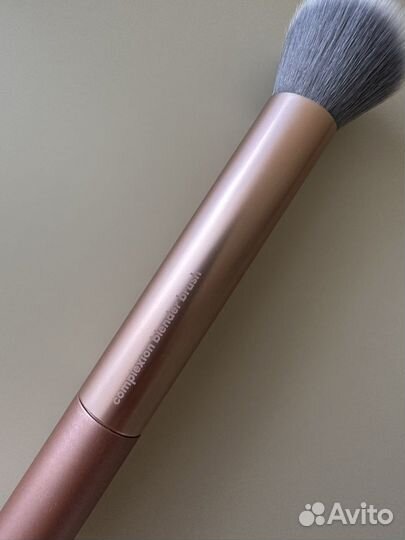 Кисти для макияжа Real Techniques