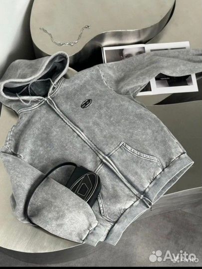 Костюм тройка