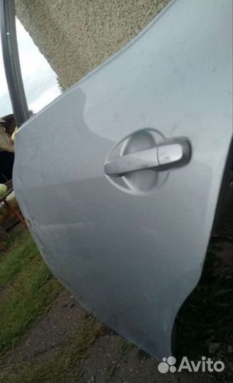 Дверь задняя левая от Toyota Auris