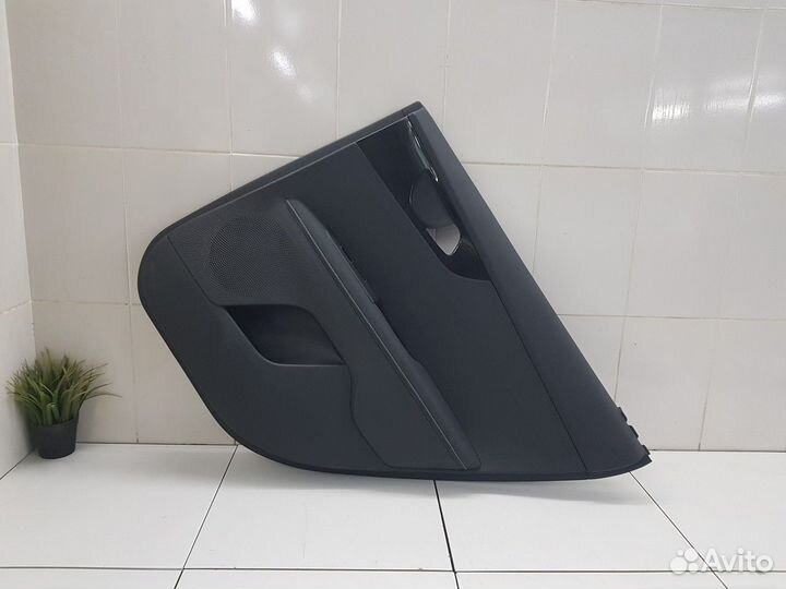 Обшивка двери задняя правая (Kia Cerato IV)