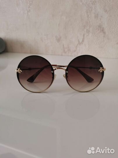 Солнцезащитные очки женские