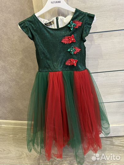 Платье нарядное