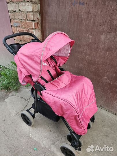 Прогулочная коляска