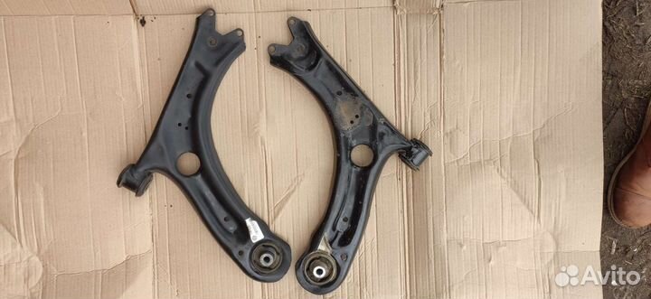 Передний подрамник Volkswagen Jetta 6