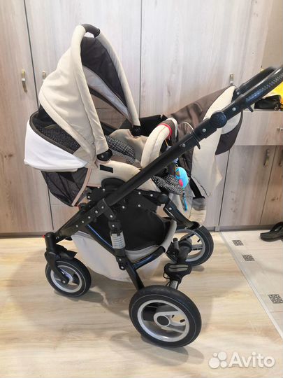 Продам коляску Riko Bruno 2 в 1