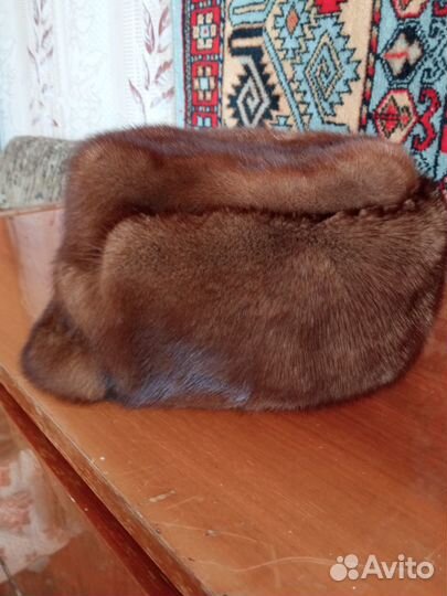 Женский норковый берет, мужские шапки