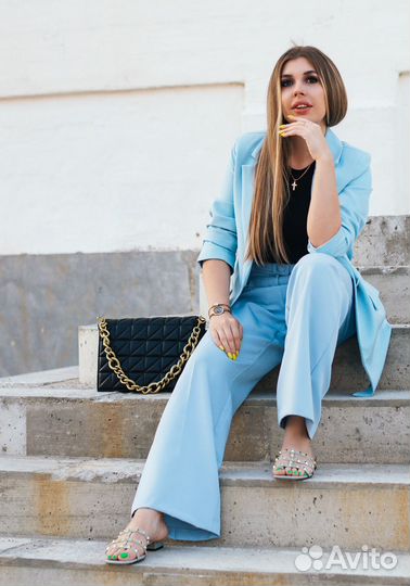 Стилист имиджмейкер